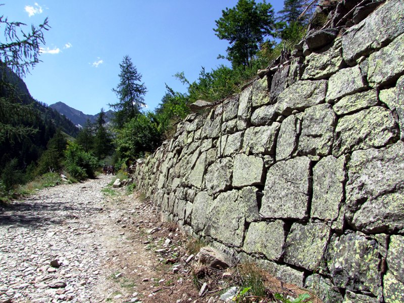 Variante: Berghütte Casa reale di Caccia bei der Ebene von Valasco - Berghütte Morelli-Buzzi
