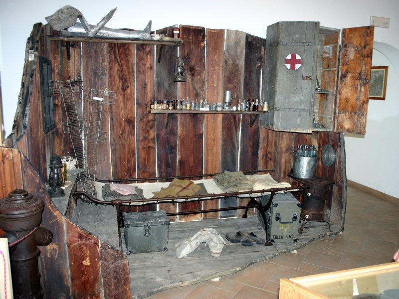 Kriegsmuseum von Peio. Rekonstruktion der Krankenstation