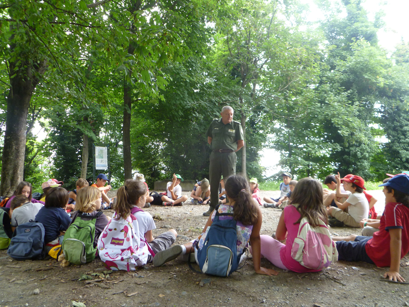 The Park Keeper Enzo prepares children to the test
