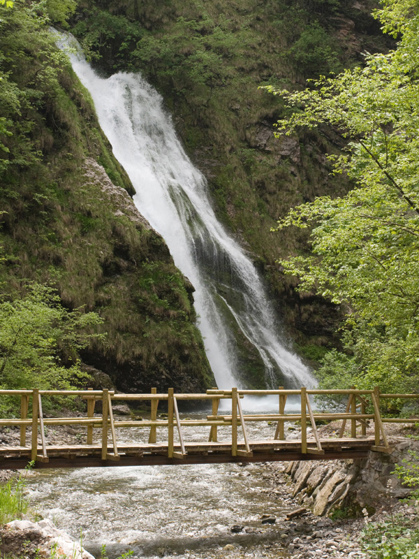 Plera Waterfall