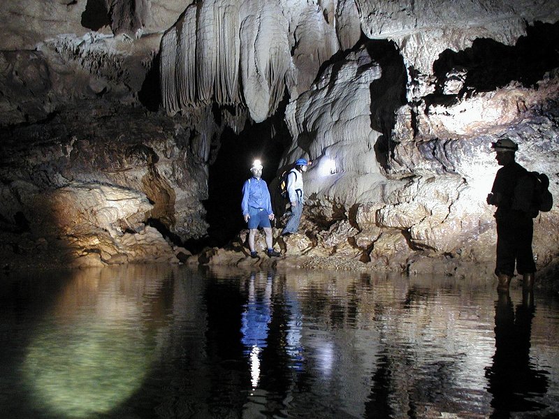 Grotte del Rio Obaco - speleoturisti
