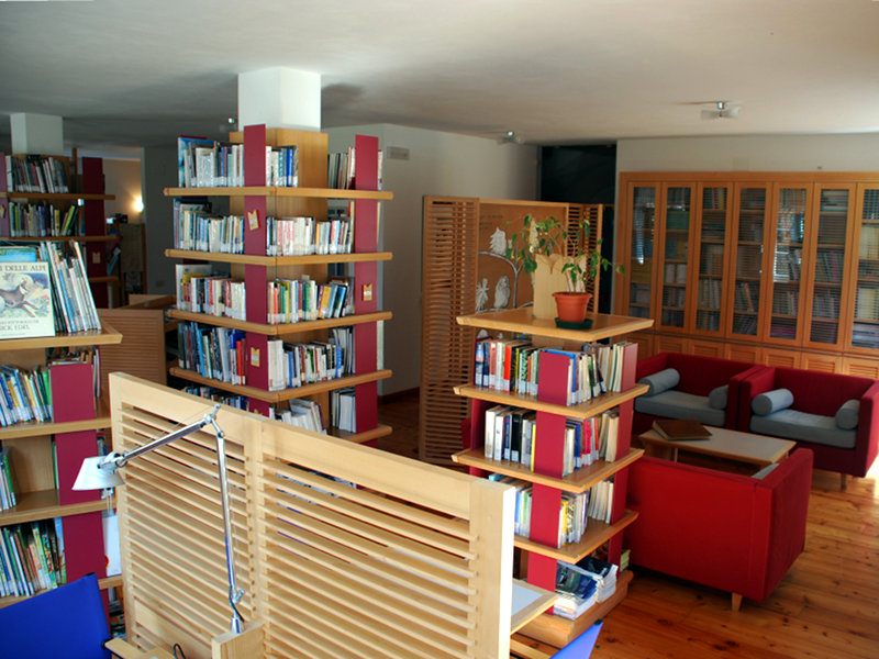 Library in the Villa Welsperg