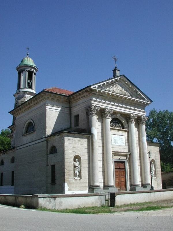 La chiesa della Beata Vergine dei Dolori a Borgo Cornalese
