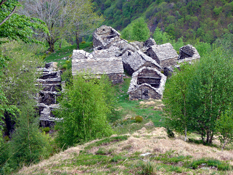 Ruinen im Pogallo Tal