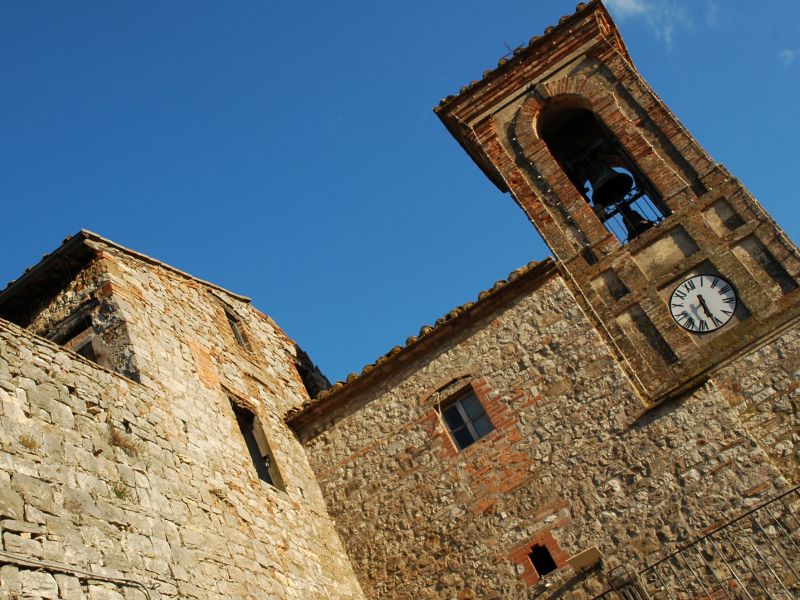 San Savino Kirche und Schloss