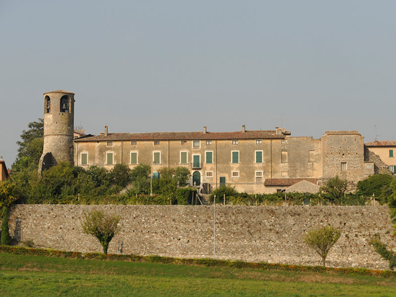 Castle in Pozzolengo, whole view
