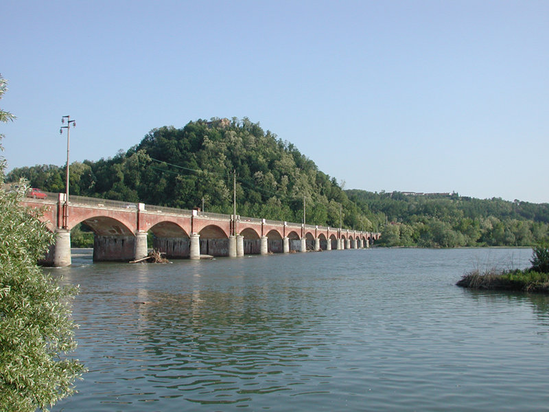 Il ponte sul Po a Verrua Savoia