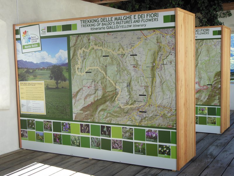 Infopoint by the Filandela (Eccheli Baisi Palace) of Baldo's Trekking of pastures and flowers