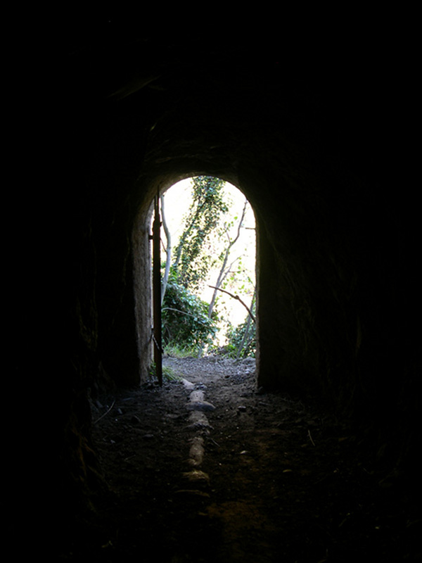 Sentiero tubi - galleria Pertusi
