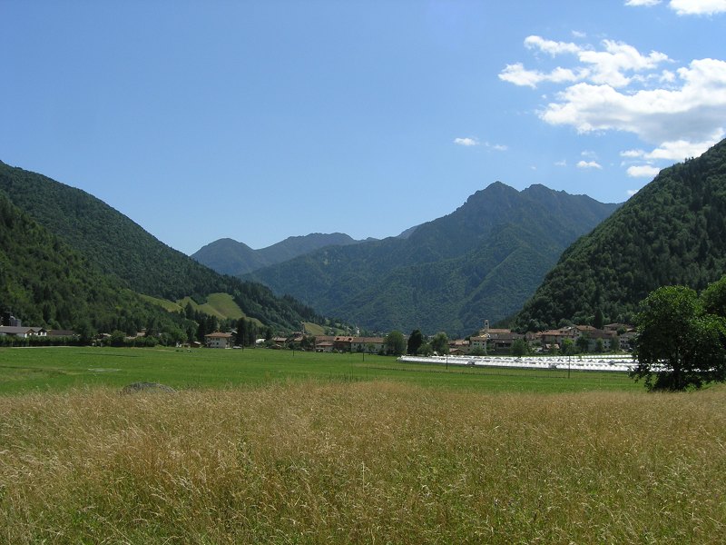 Cultivations and meadows in the Concei Valley