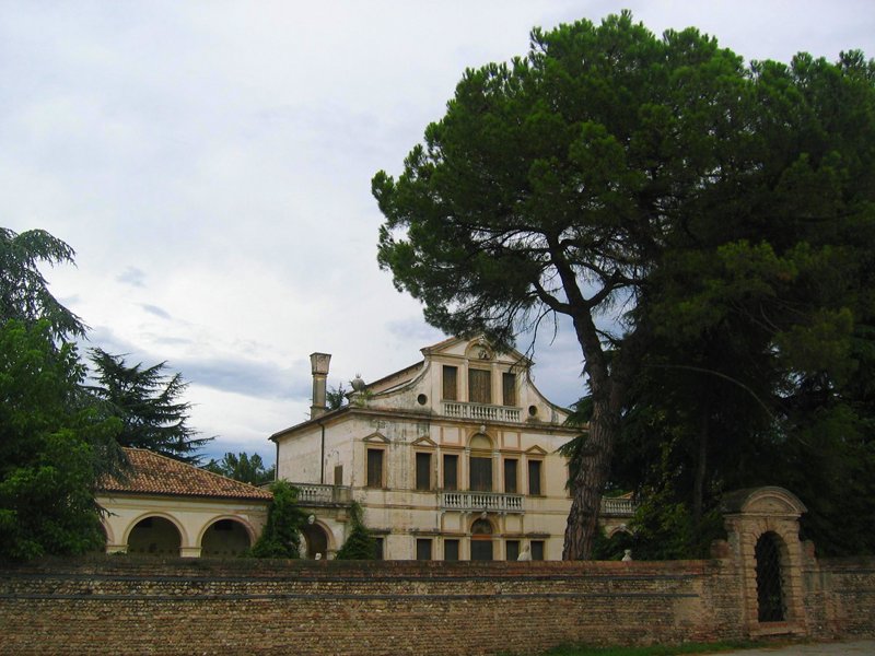 Villa Lattes