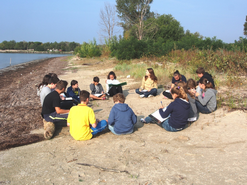 Didactic activities on the beach of the Valle Cavanata Nature Reserve