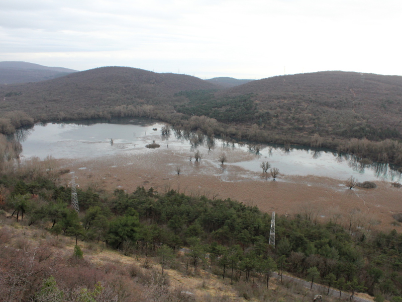 Il Lago di Doberdò in piena dopo le piogge invernali