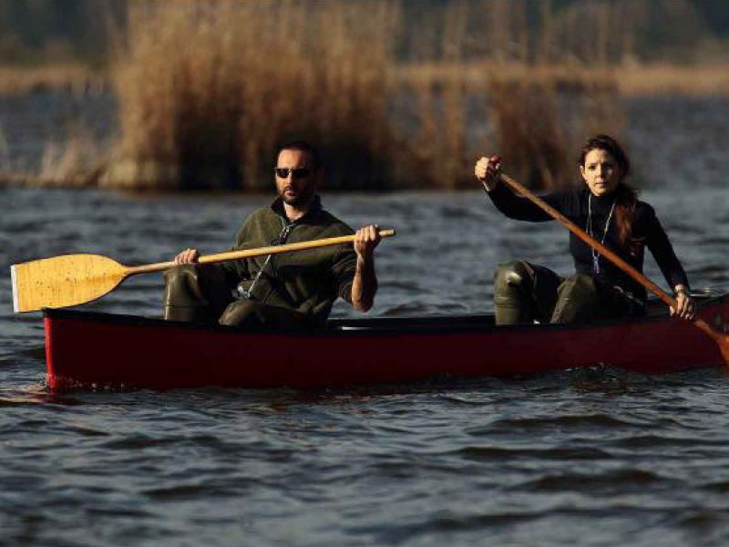 In canoa sul Lago di Massaciuccoli