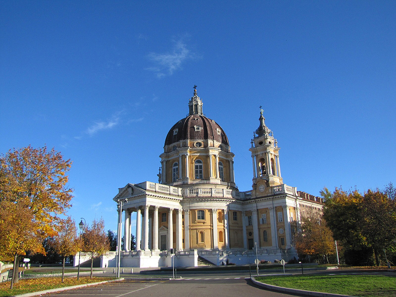La basilica di Superga in autunno