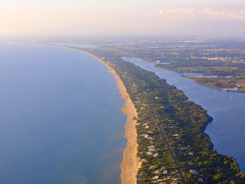 Coastal dune and lakes
