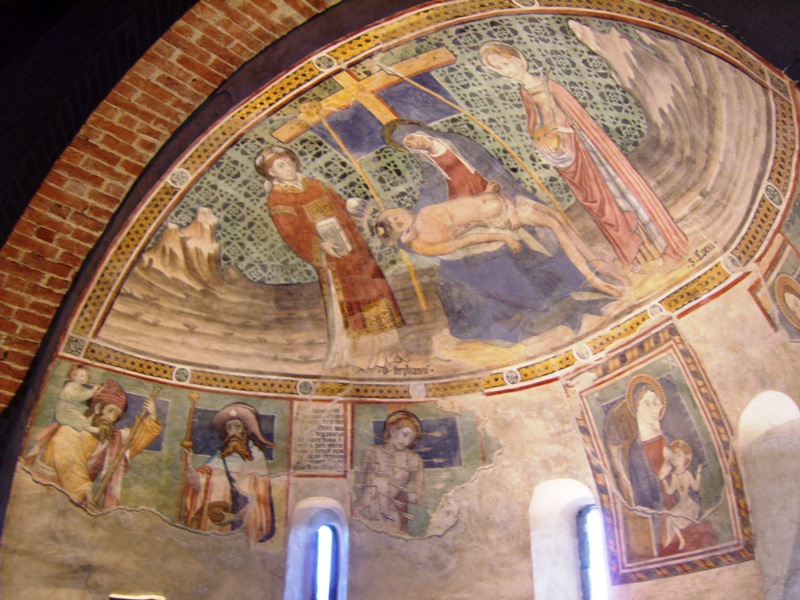 Affreschi nell'abside di S.Maria dei Morti a Marentino