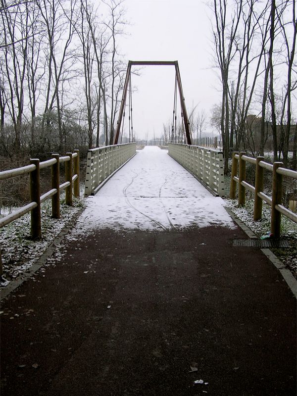 ponte di via Marx in inverno