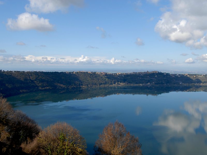  Lago di Albano sul Cammino naturale dei Parchi