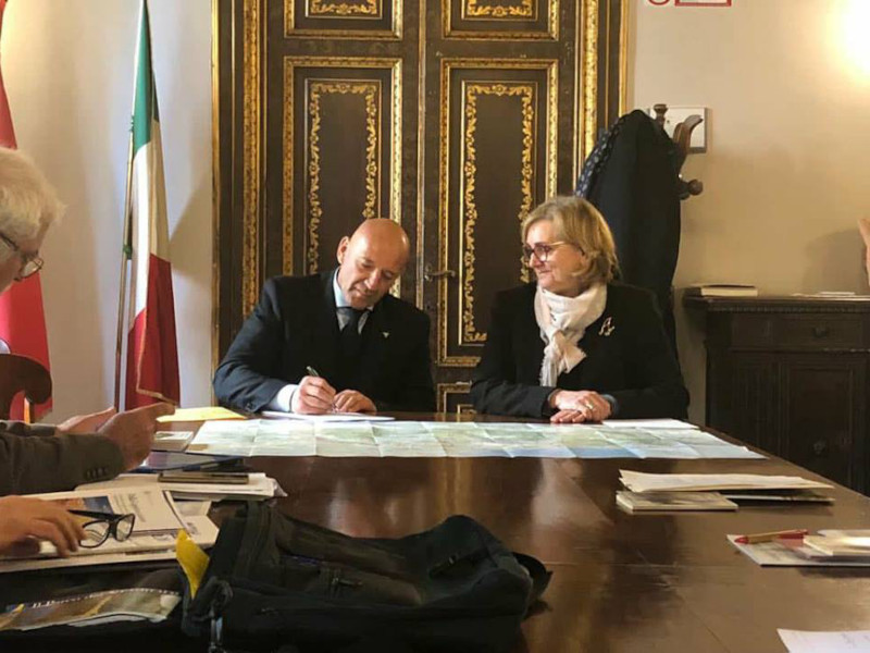 Commissario Ferlito con Benedetti Presidente SISS