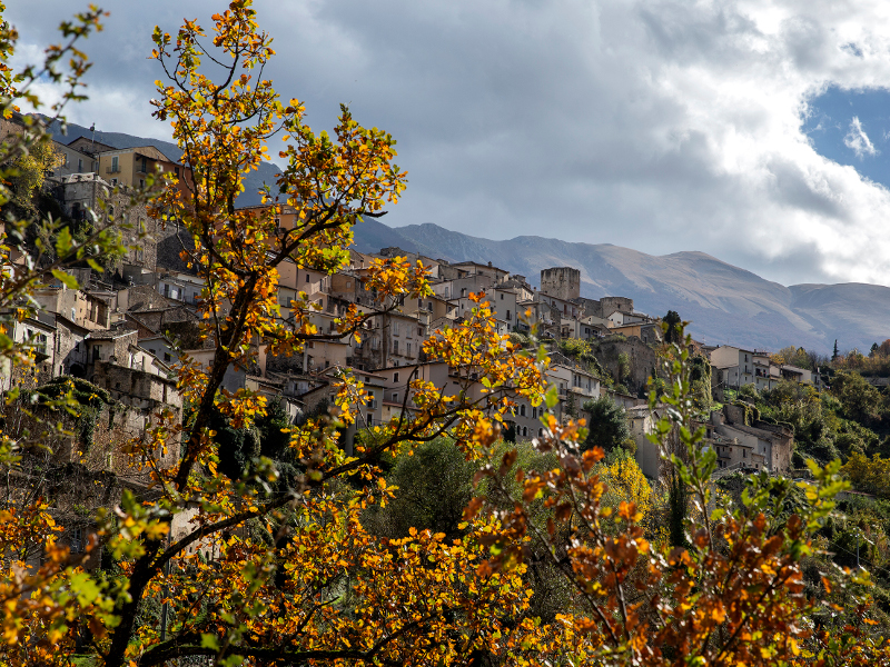 Scatta la Riserva photographic contest: Pettorano in autumn