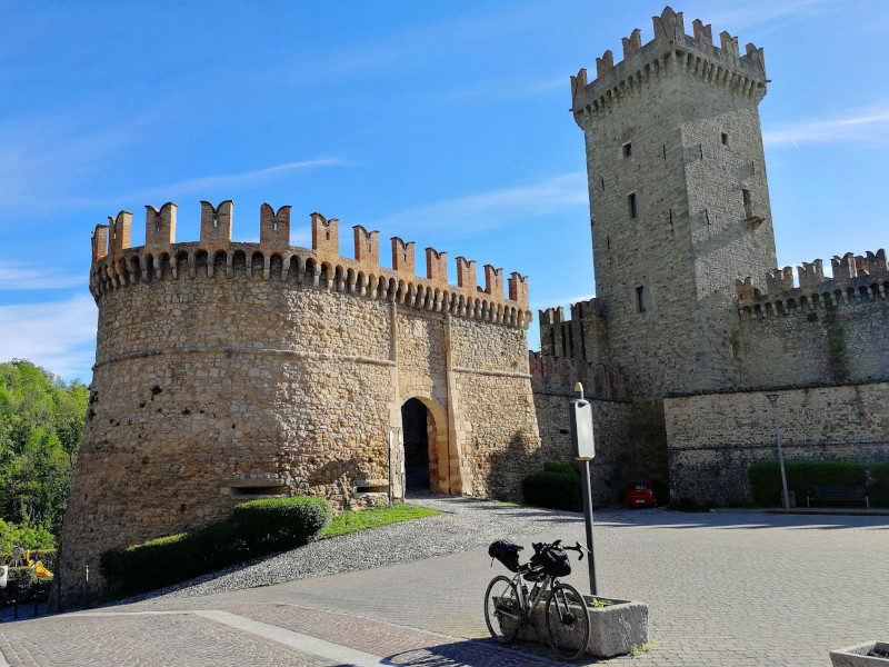 From Castell'Arquato to Salsomaggiore Terme