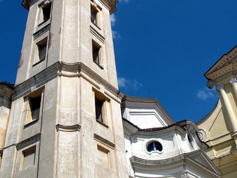 Il campanile del complesso abbaziale di Montanaro