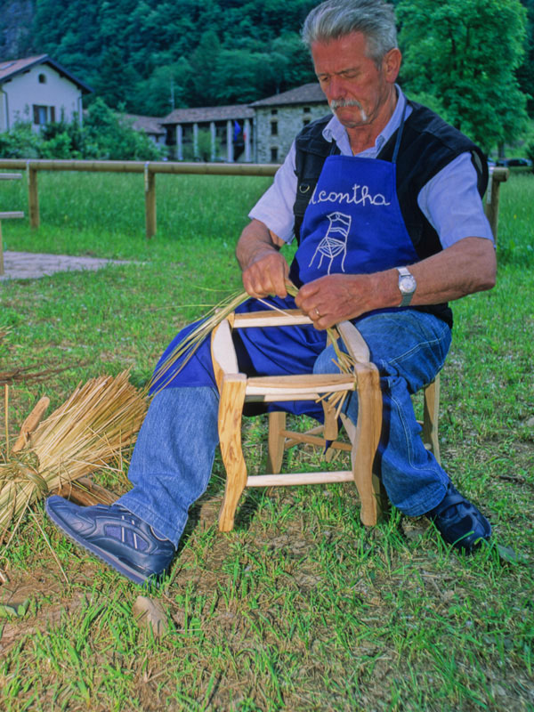 A chair maker from Agordo working