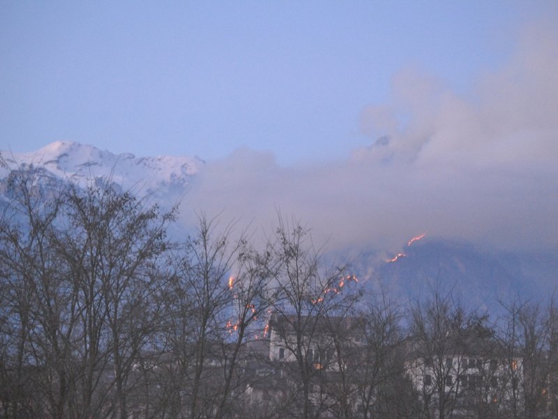 Incendie sur le mont san Mauro